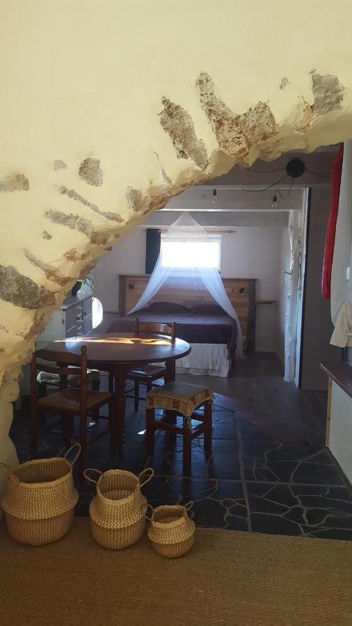 Gite Dans Ancienne Bergerie En Pleine Garrigue Fraissé-des-Corbières Εξωτερικό φωτογραφία